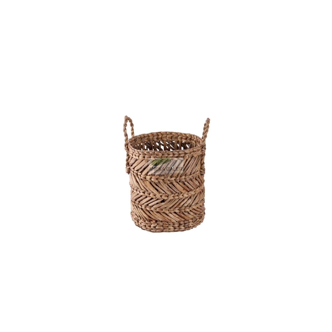 Basket enceng L