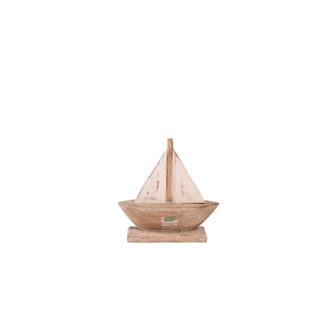 Boat M