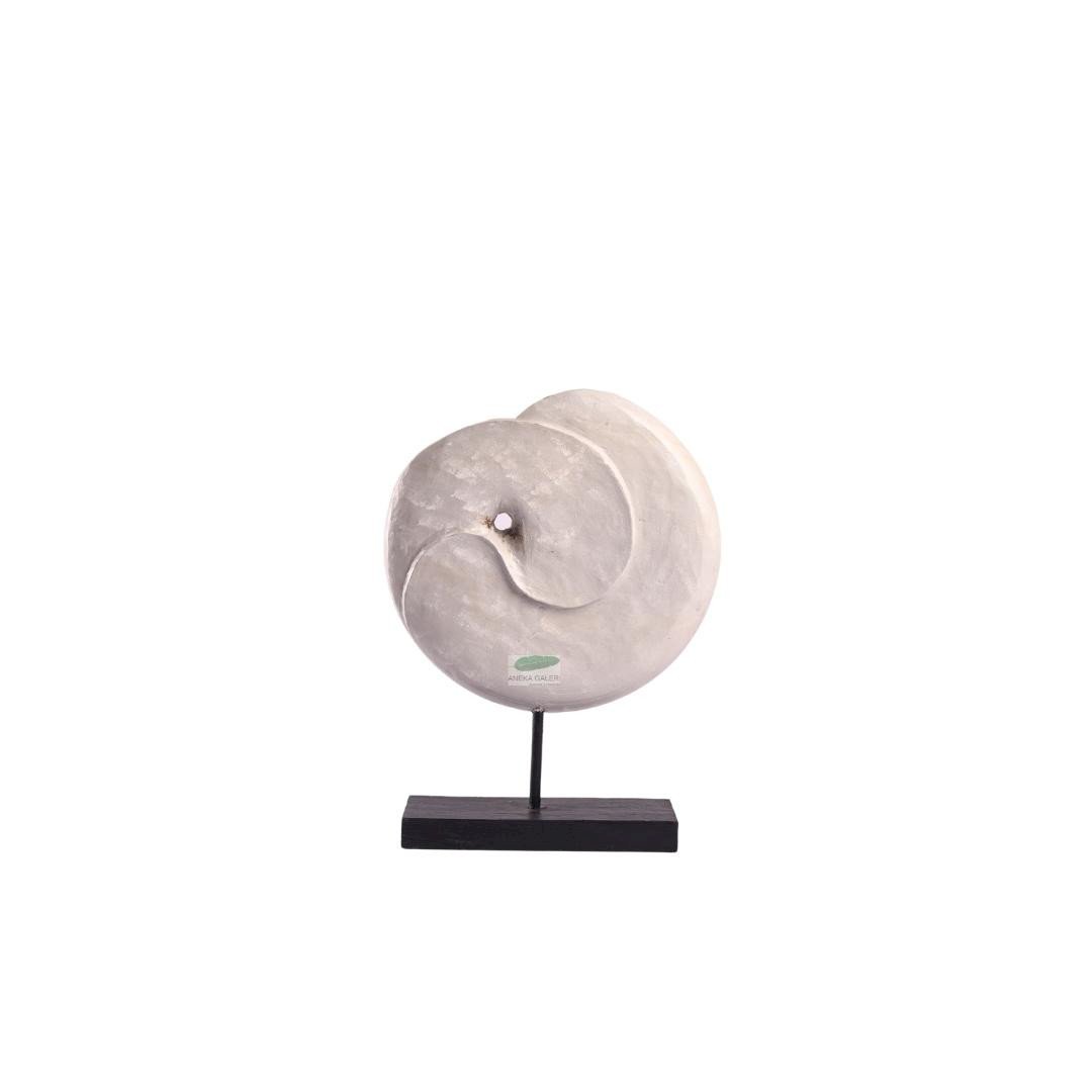 Circle On Stand S h.38cm (Round part thickness 3-4 cm)