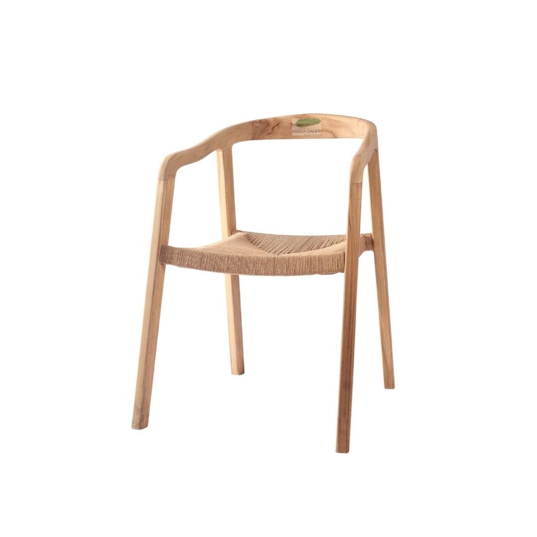 Raka Armchair LUM